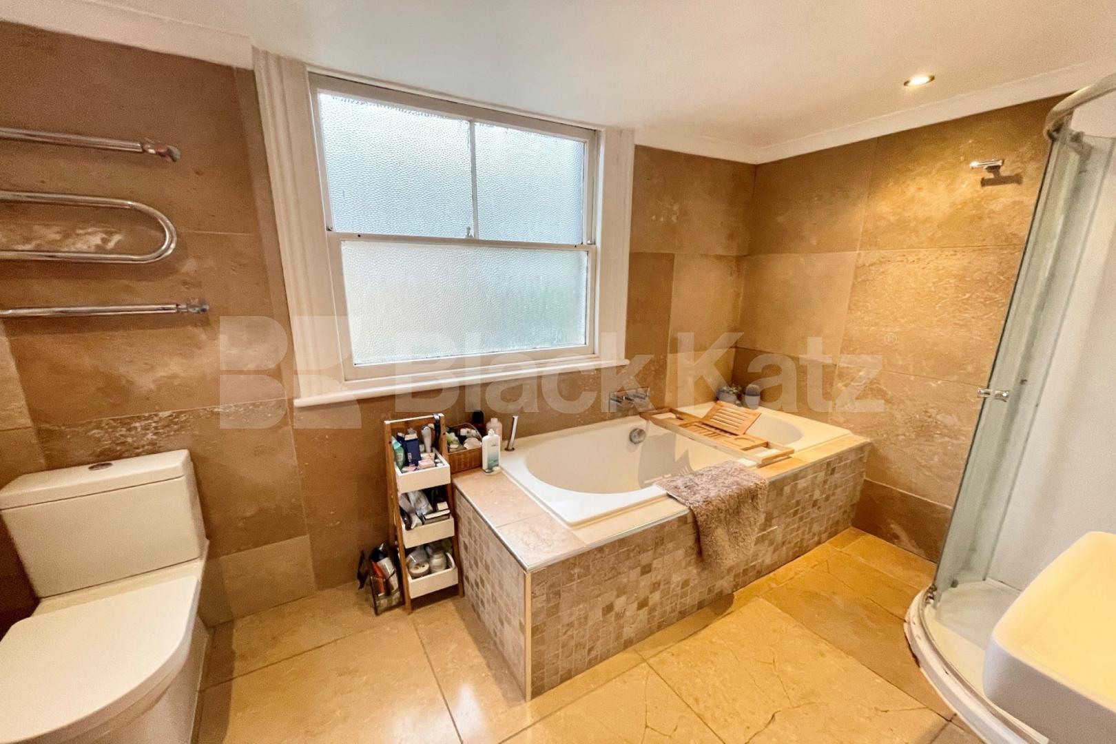 Period charm & contemporary living & boasts over 880 Sq.Ft of living space Victoria Rise , Clapham Common